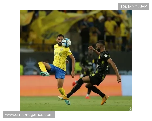 吉达联合2-1胜利雅得体育,迪亚比染红后防线顶住压力